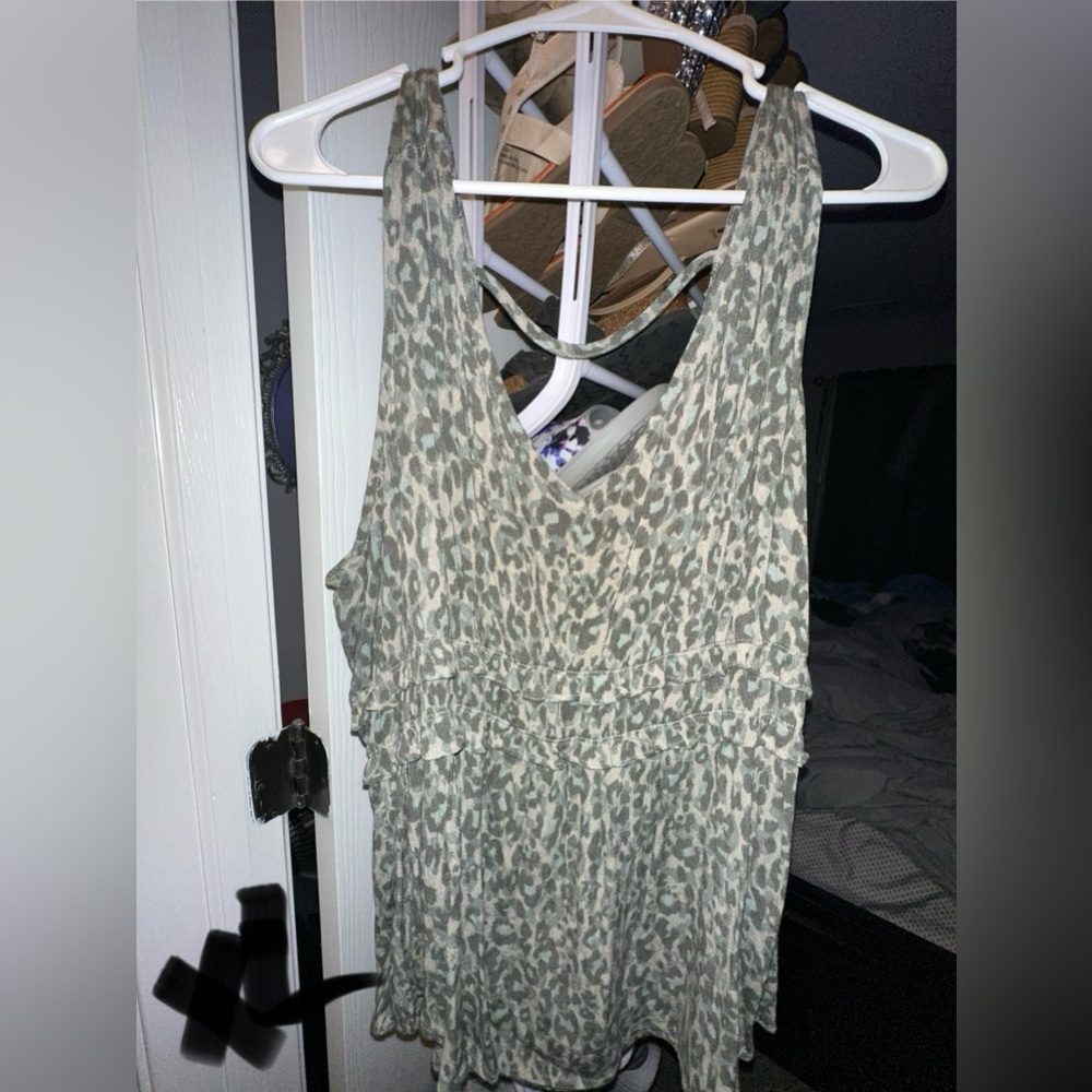 Women’s cheetah print green sleeveless top